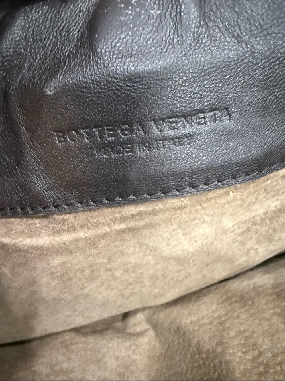 BOTTEGA VENETA Intrecciato Woven Nappa Leather
Tote Bags - Picture 12 of 16